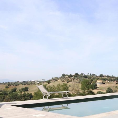 Agriturismo Casale Contessa Montebuono  Zewnętrze zdjęcie