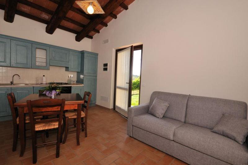 Agriturismo Casale Contessa Montebuono  Zewnętrze zdjęcie