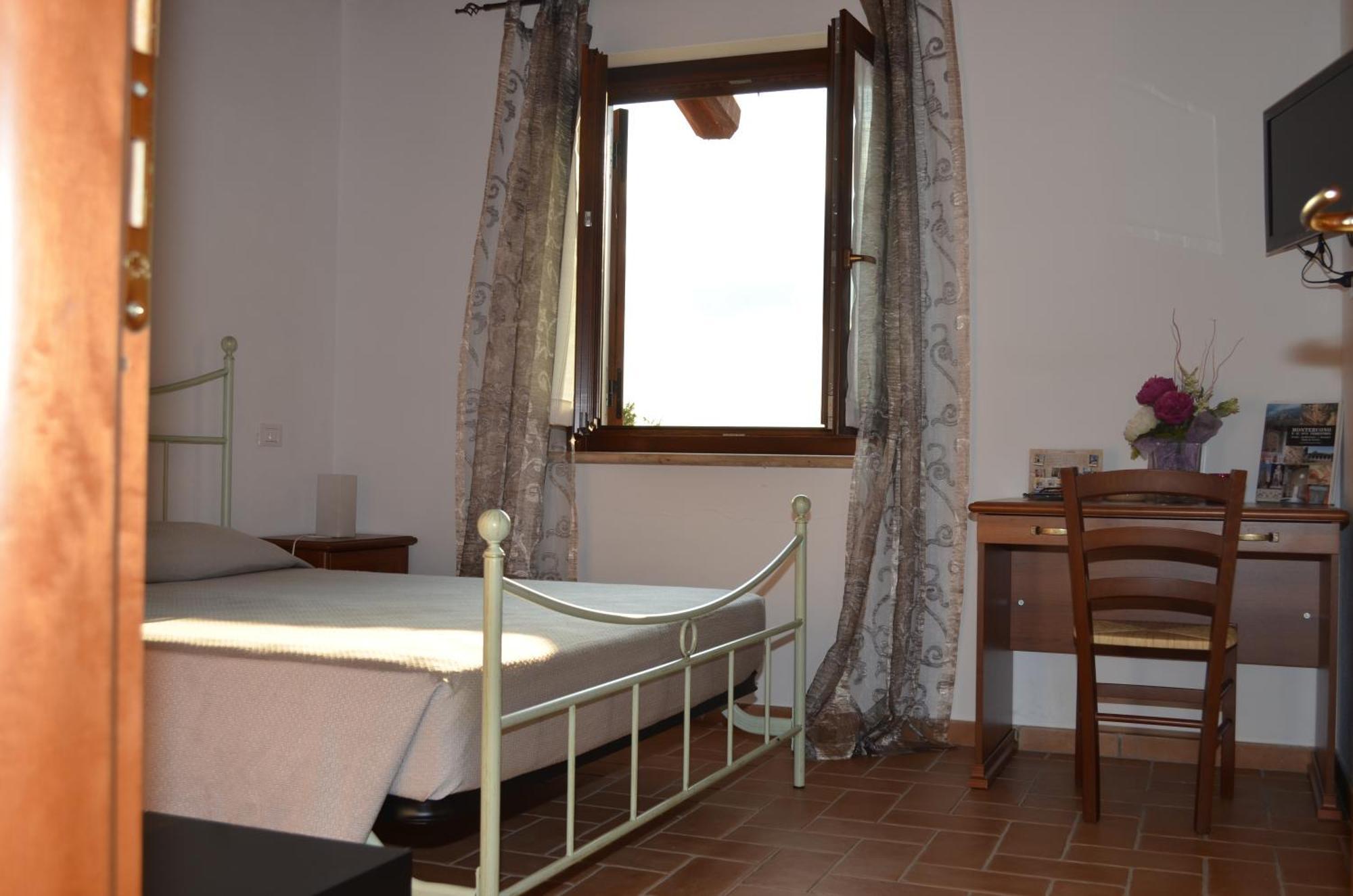 Agriturismo Casale Contessa Montebuono  Zewnętrze zdjęcie