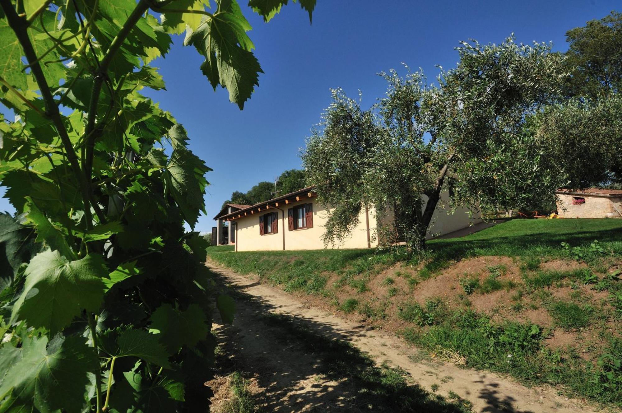 Agriturismo Casale Contessa Montebuono  Zewnętrze zdjęcie