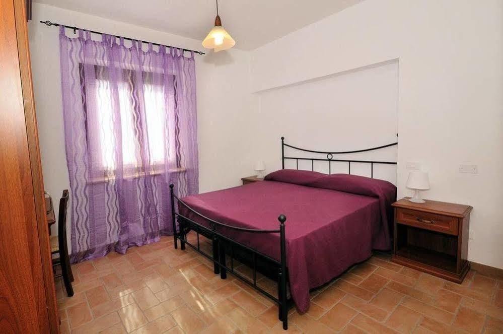 Agriturismo Casale Contessa Montebuono  Zewnętrze zdjęcie